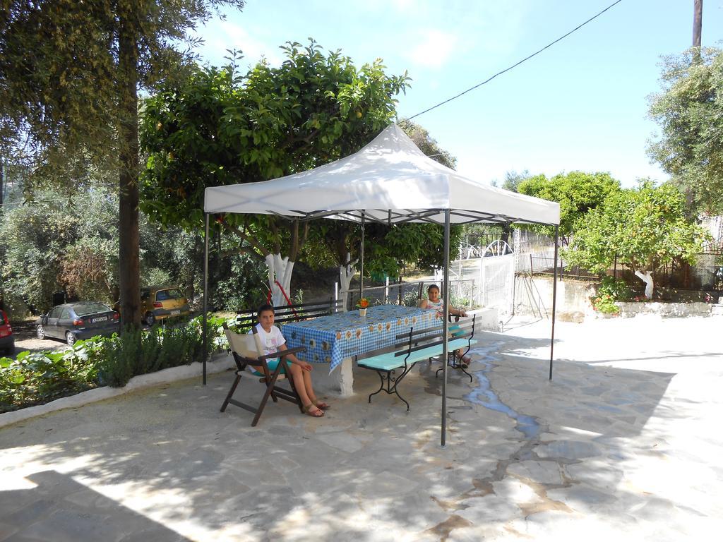 Gregory'S Studios Paleokastritsa Exteriör bild